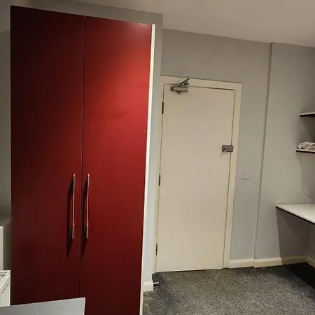 아파트 3 Bed - Location - Ideal Long 미들즈브러